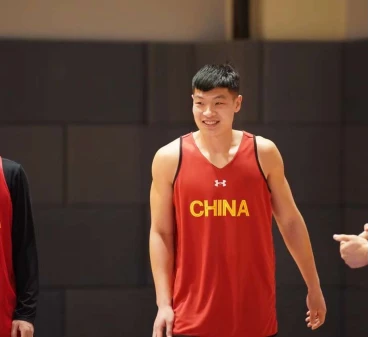 篮球训练课内容安排怎么写_0